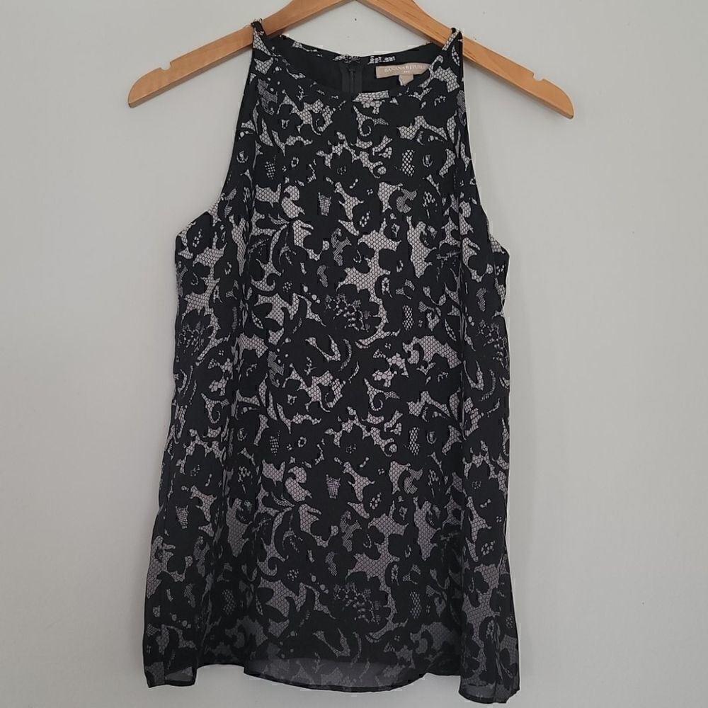 Banana Republic Sleeveless Blouse - Size XS